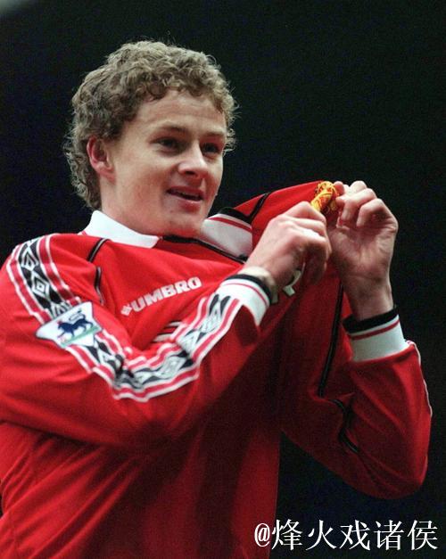 索尔斯克亚谈02年欧冠半决赛：那次绝佳机会我没把握住